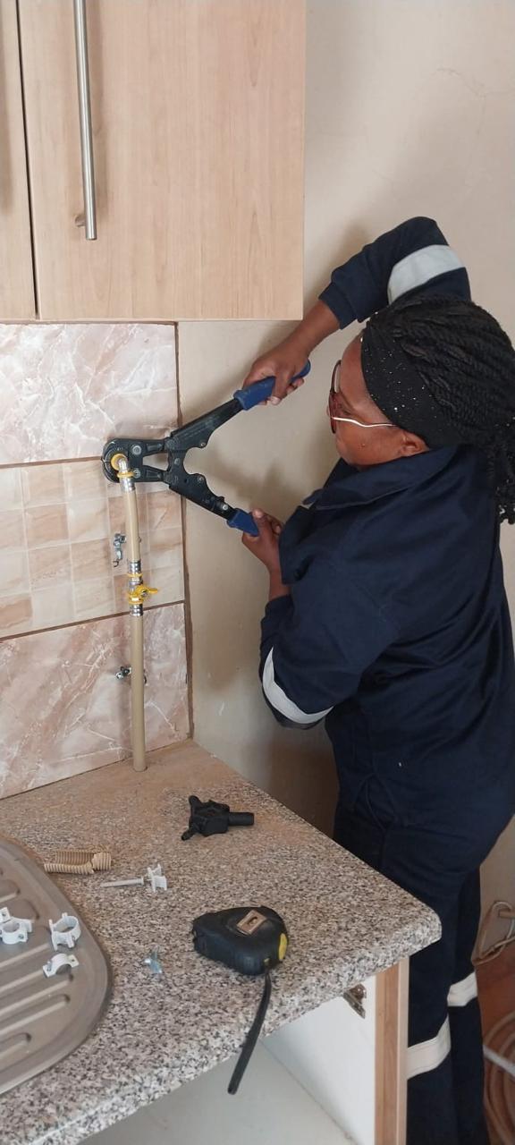 Yali Gas technician completing an installation
